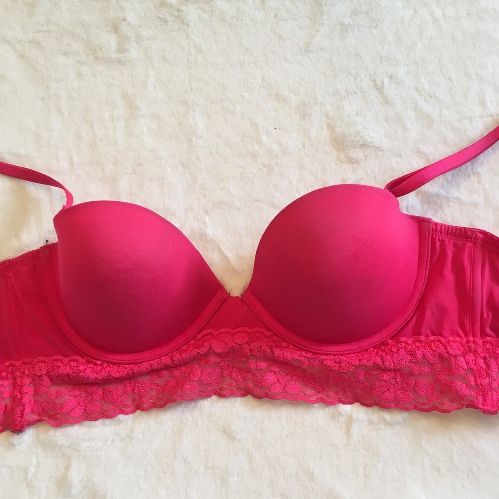 Victoria’s Secret Pink Lace Bra